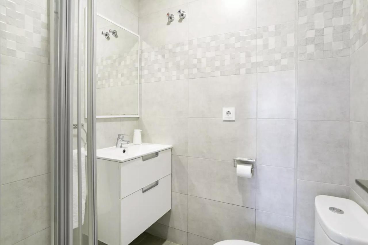 Very Nice And Modern Flat, In Alicante Center Exterior photo